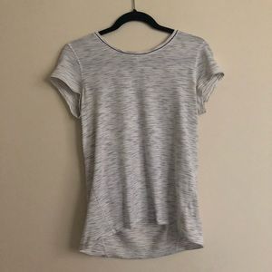 Lululemon T-shirt